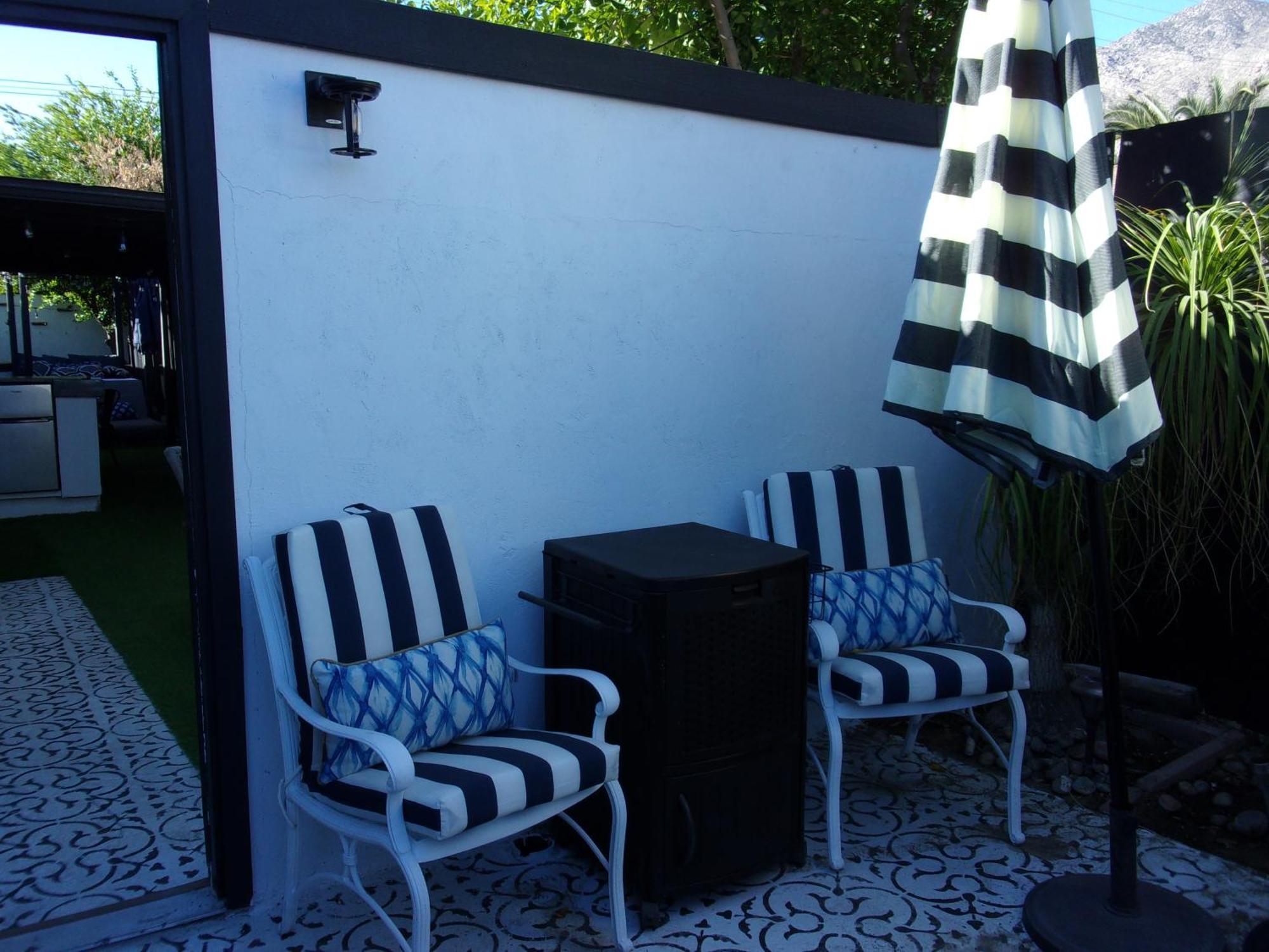 Updated Dwntwn 2Bd Twnhse W/Hot Tub& Private Patio ปาล์มสปริงส์ ภายนอก รูปภาพ